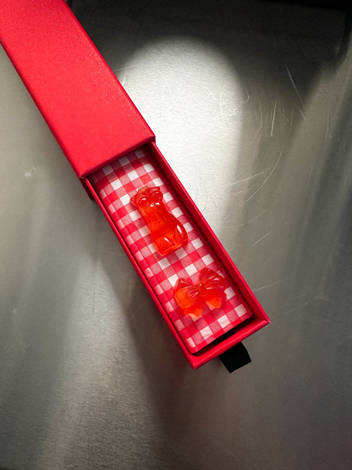 vday gift box, red