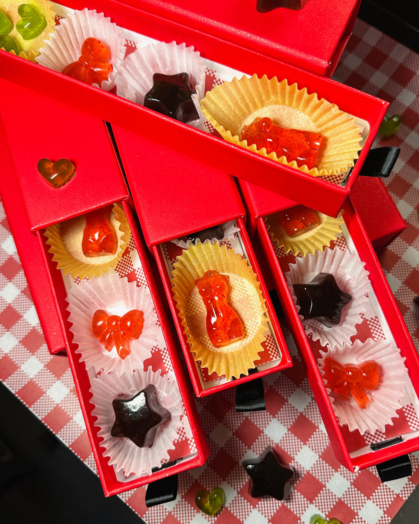 vday gift box, red